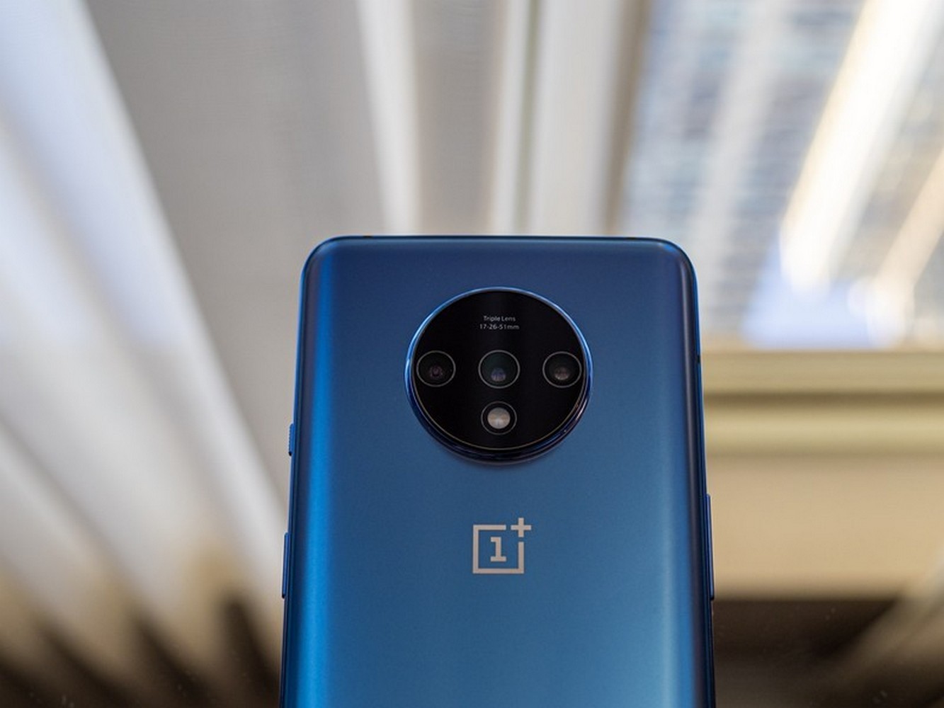 Used OnePlus 7T, Unlocked, 128GB, Blue, Screen Distortion, Poor